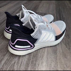 Adidas Ultraboost 19 (Women’s US 7.5) Black/white